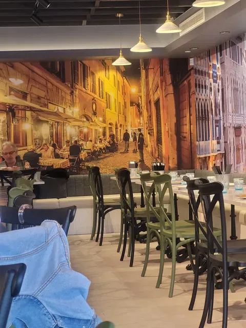 La Bello Pizzeria Cooking with Passion