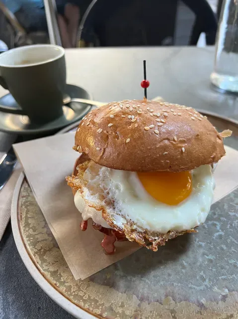 La Bomba Cafe & Restaurant Potts Point