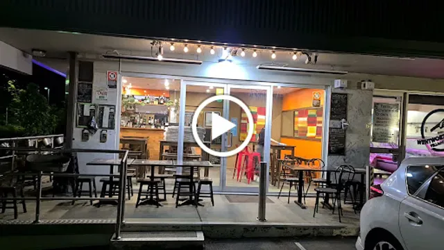 La Famiglia Pizzeria