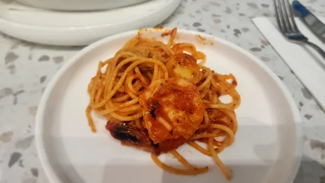 La Famiglia Pizzeria