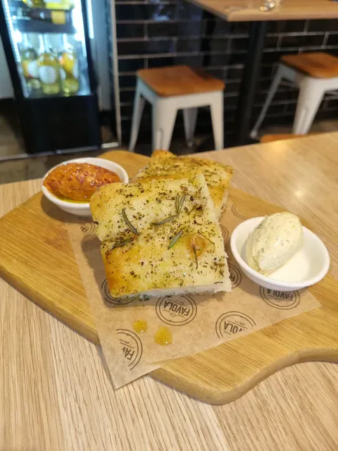 La Favola - Authentic Italian Newtown