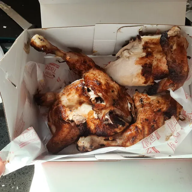 La Mono Casula | Charcoal Chicken & Lebanese Cuisine