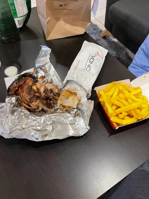 La Mono Merrylands | Charcoal Chicken & Lebanese Cuisine