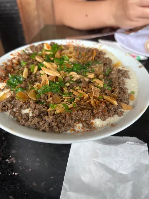 La Rouche Lebanese Restaurant