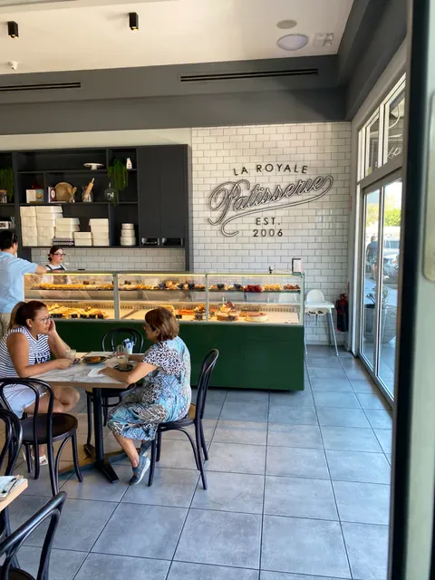 La Royale Patisserie