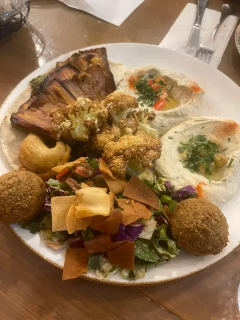 La Shish Lebanese Restaurant