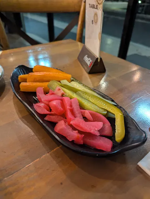 La Shish Lebanese Restaurant