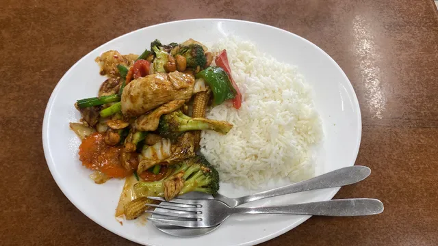 Ladda's The Thai Takeaway