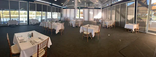 Lakeside Restaurant