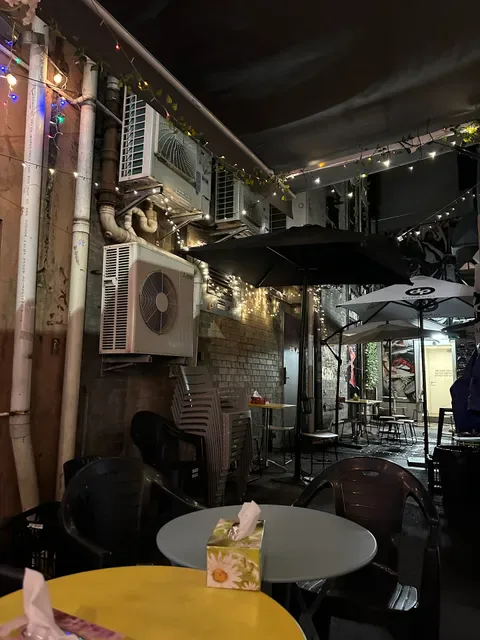 Laneway Dumplings and Momo
