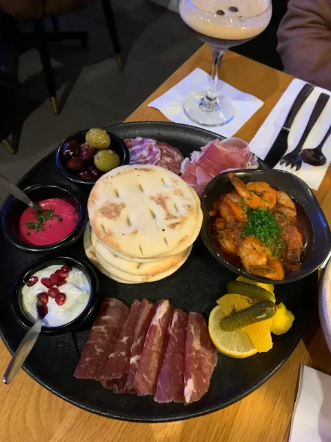 Lavana Restaurant