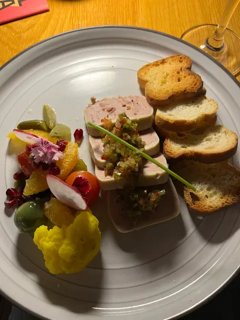 Lavana Restaurant