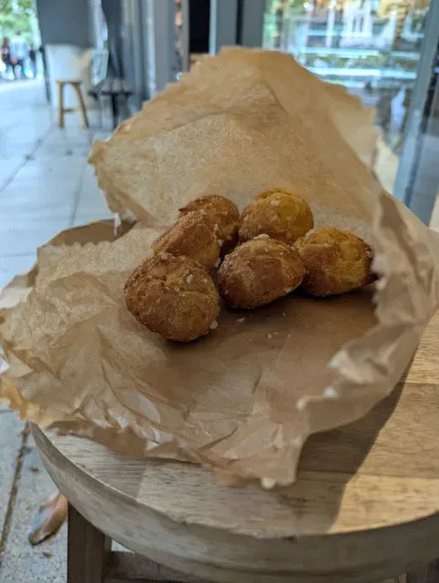 Lavie & Belle Bakery Surry Hills