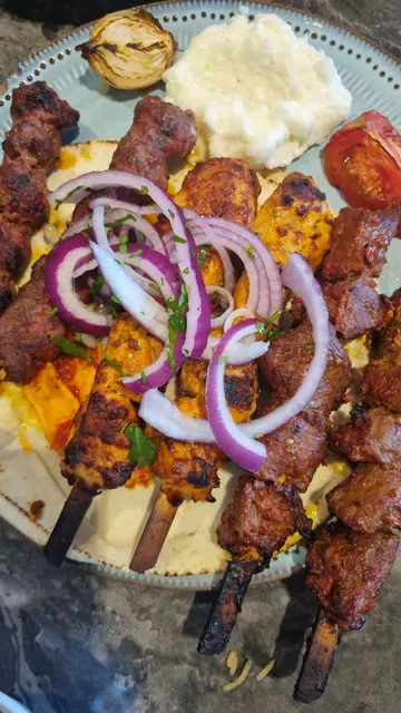Lazeez Lebanese Cuisine