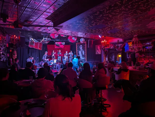 Lazybones Lounge Restaurant & Bar