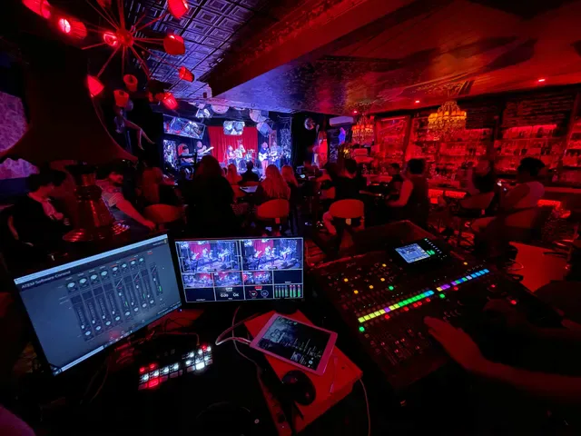 Lazybones Lounge Restaurant & Bar