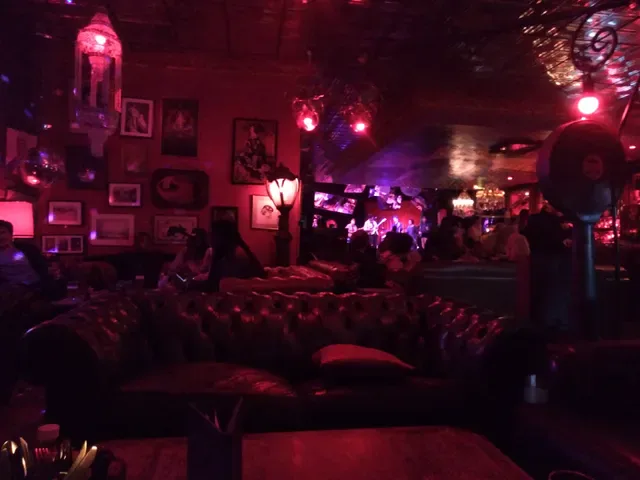 Lazybones Lounge Restaurant & Bar