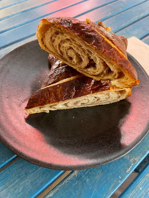 Le MONDE Bakery-Cafe