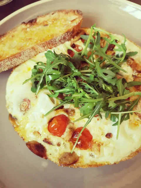 Le Monde Cafe