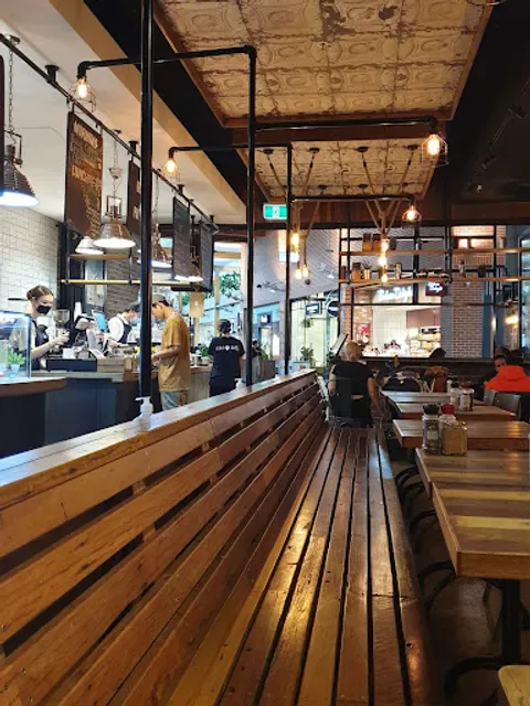 Leaf Cafe & Co.