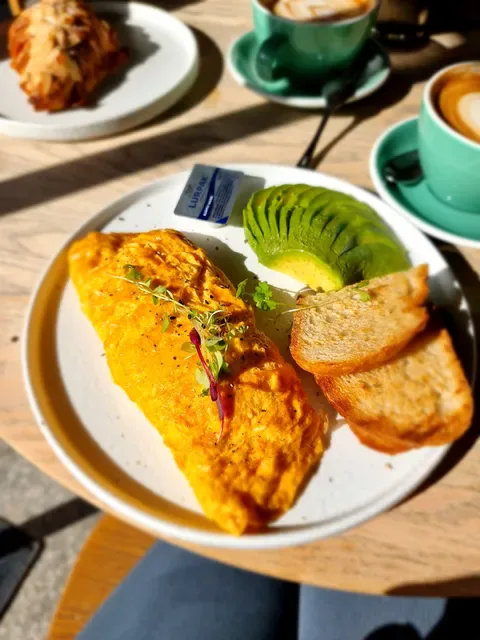 Leaf Café Clemton Park