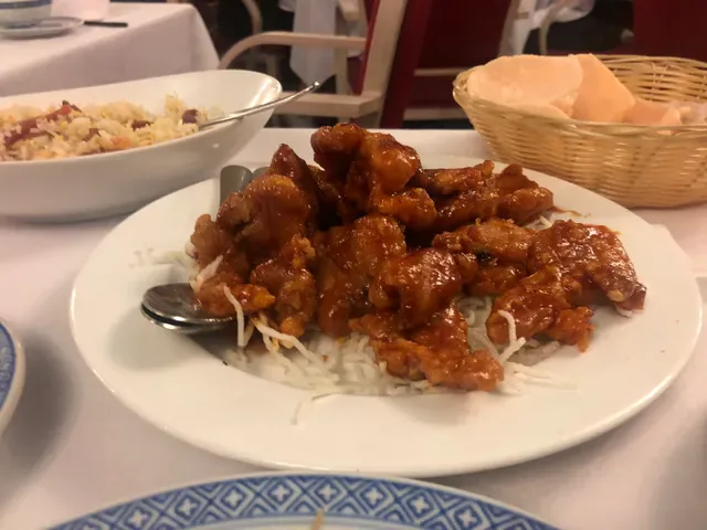 Lees Fortuna Court Chinese Restaurant