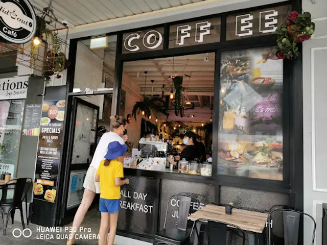Lena’s Cafe