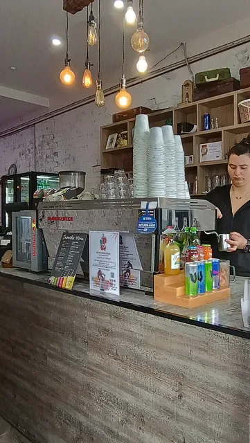 Lena’s Cafe
