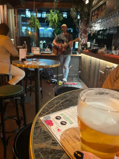 Li'l Darlin Surry Hills