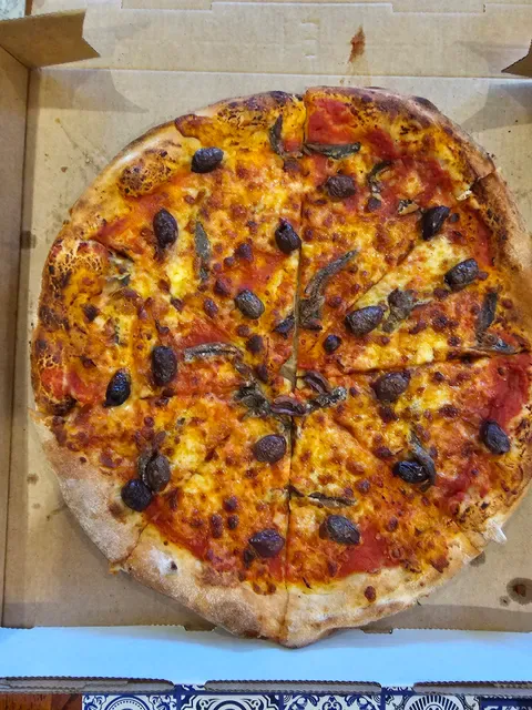 Lipari Pizza Bar Italian Restaurant