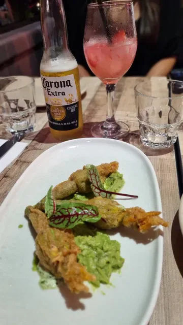 Lipari Pizza Bar Italian Restaurant