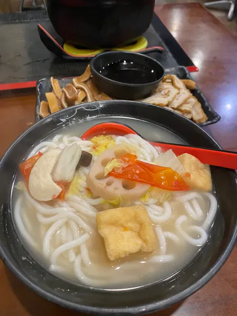 Little Alley Rice Noodles & Snacks