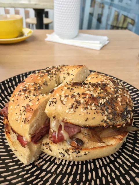 Little Me Cafe Maroubra