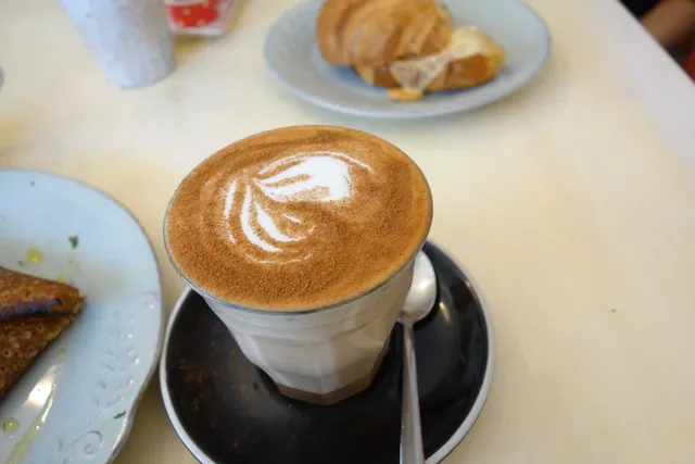 Little Paris Café