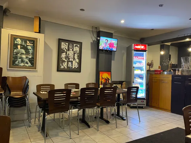 Liza’s Woodfired Pizza