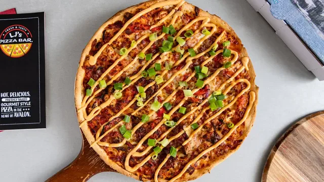 LJ's Pizza Bar