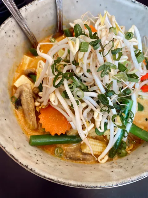 Llankelly Thai