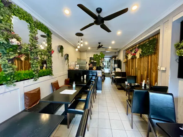 Llankelly Thai