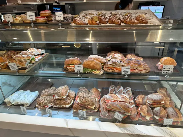 Locantro Bakery