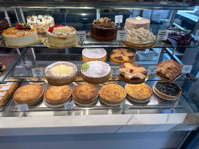 Locantro Bakery