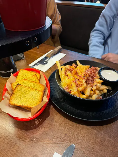 Lone Star Rib House & Brews Ed Square