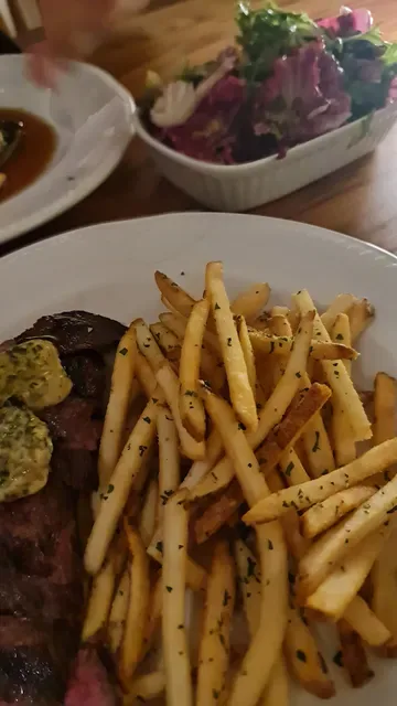 Lorraine's Bistro