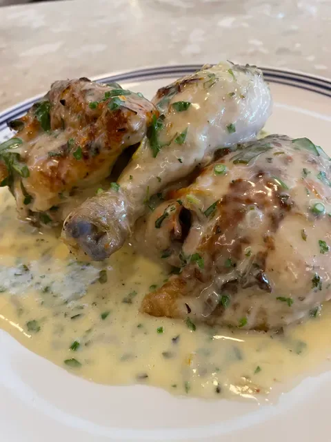 Loulou Bistro, Boulangerie & Traiteur