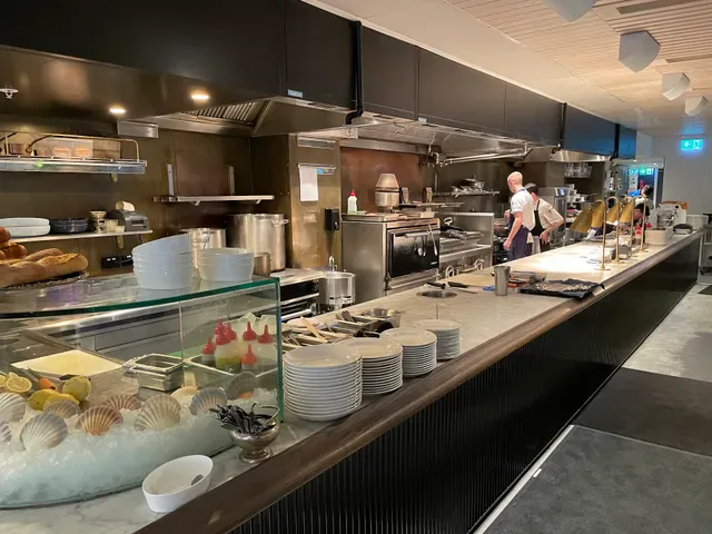 Loulou Bistro, Boulangerie & Traiteur