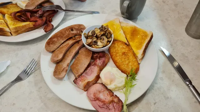Lucie's Cafe