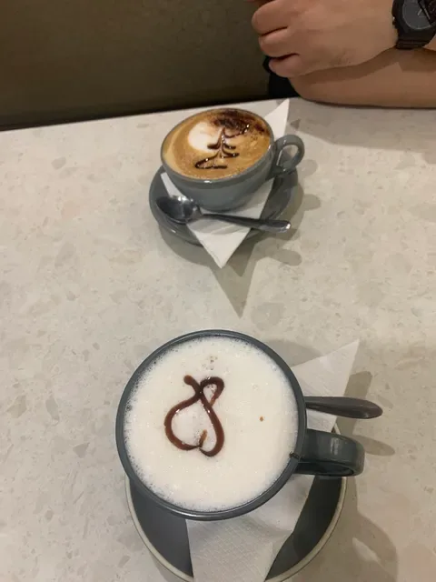 Lucie's Cafe