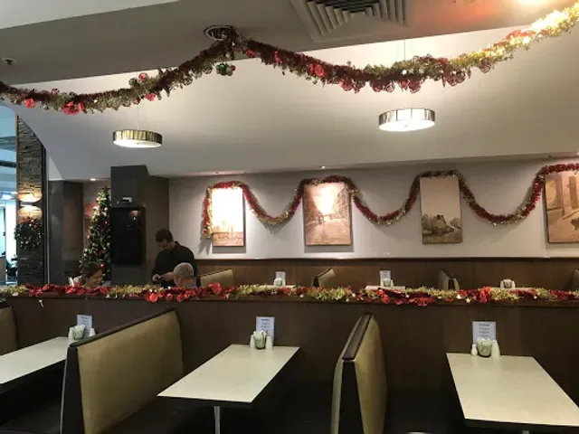 Lucie's Cafe