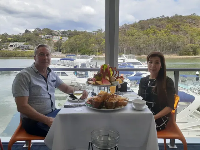Lugarno Seafood Restaurant