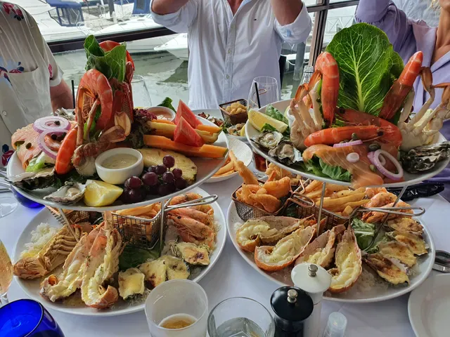 Lugarno Seafood Restaurant