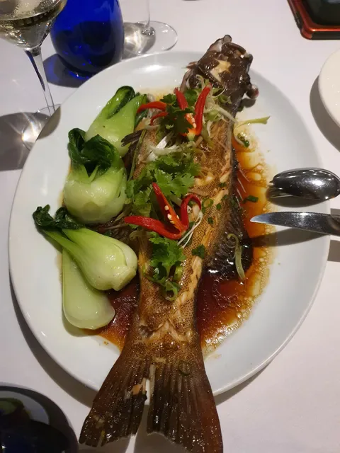 Lugarno Seafood Restaurant